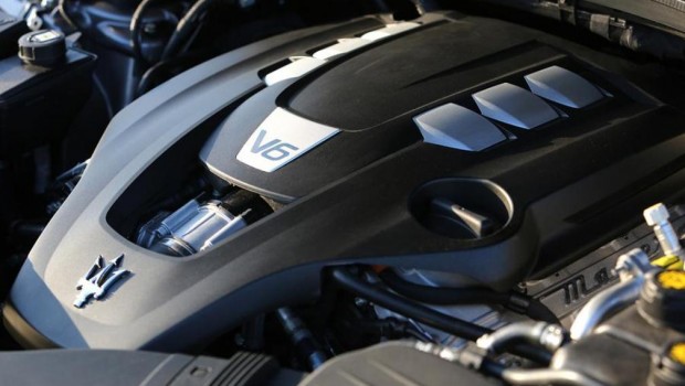 2015 Maserati Levante engine