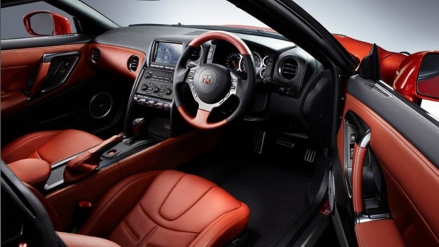 2015 Nissan GT-R interior